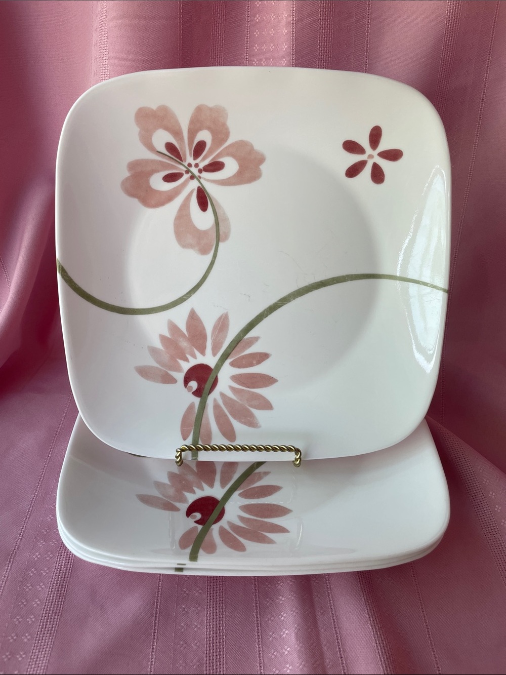 Corelle White Dinner Plate with Pink Floral and Green Vine Accents